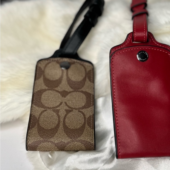 Coach Luggage Tags - Picture 1 of 6